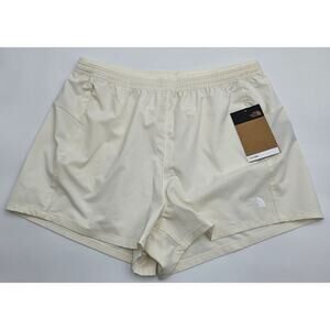 The North Face Women's L Wander Short 2.0 White Dune NWT